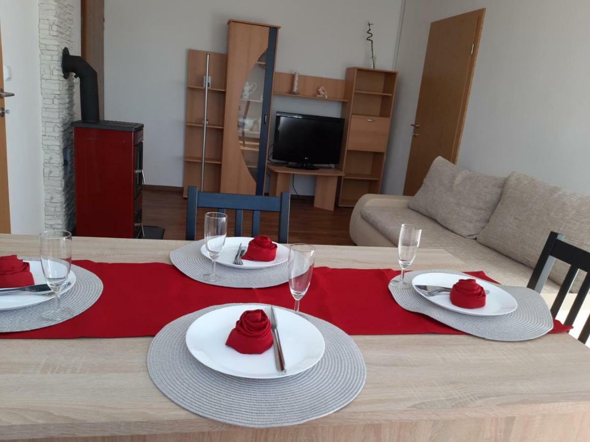 Apartman Igy Vinkuran Esterno foto
