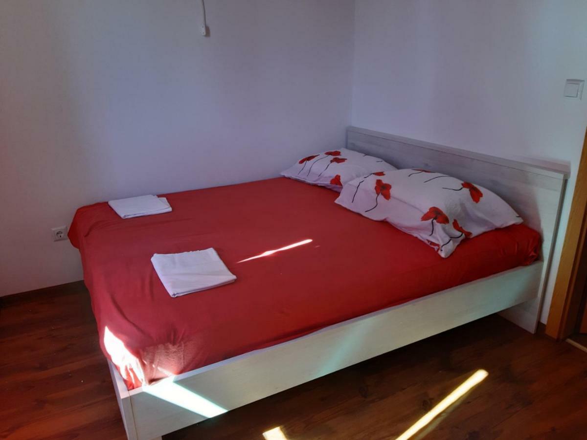 Apartman Igy Vinkuran Esterno foto